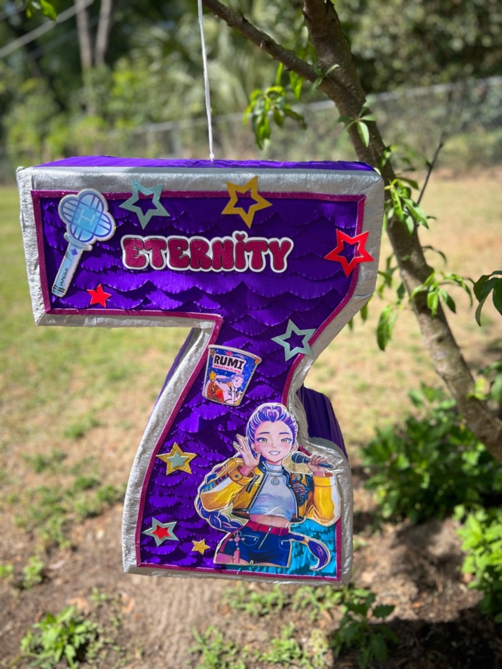 K-pop Number 7 Purple Party Piñata
